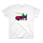 colmena-artのたたずむネコ Regular Fit T-Shirt