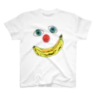 KANKAN ILLUSTRATION FACTORY goods shopのBANANA PIERROT（白や淡い色をご指定ください） Regular Fit T-Shirt