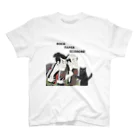 keeeeeep smilingのチョキを習得した猫 Regular Fit T-Shirt