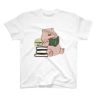 生活リズムが猫のひとの読書家(こぶた) スタンダードTシャツ