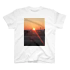 ヤバイ洋服屋さんの夕陽Tシャツ スタンダードTシャツ