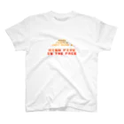 おすしおすしのsome people just need a  HIGH FIVE IN THE FACE スタンダードTシャツ