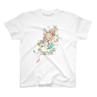 GRICOの木々になる少女 Regular Fit T-Shirt