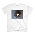 Dreamscape(LUNA)のブラックビューティー Regular Fit T-Shirt