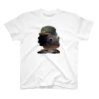 ryuhyuhoのSurrealism imitating a piranha Regular Fit T-Shirt