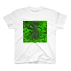 IWAOTHIのお店のシマフクロウの森 Regular Fit T-Shirt
