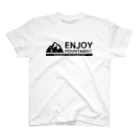 HUGオフォシャルショップのENJOY MOUNTAINS!! Regular Fit T-Shirt