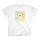 m.うちの子イラストのレオちゃん✳︎sweets series Regular Fit T-Shirt