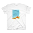 はっちゃんの空とポピー Regular Fit T-Shirt