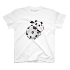 edmayu Creationの豆大福パンダ【MOCHI ANIMALS】 スタンダードTシャツ