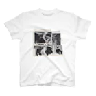 Kazuki Gotandaの反発のための抑圧 Regular Fit T-Shirt