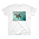 yhkaplanのウミガメ Regular Fit T-Shirt