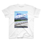 Meguuuの富士山くん Regular Fit T-Shirt