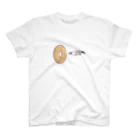 ゆるゆるショップのドーナツを通過するミサイル文鳥 Regular Fit T-Shirt