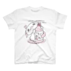 itsuto-こねこしょうしょうめんへらの「すとろべりーほりっく」 Regular Fit T-Shirt