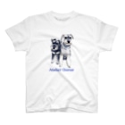 Atelier-Queueのミニチュアシュナウザー・カップル Regular Fit T-Shirt