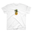 月餅SHOPのPINEAPPLE  Regular Fit T-Shirt