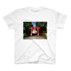 牛女しらすの牛女　新作神社 スタンダードTシャツ