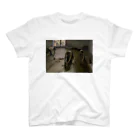 世界美術商店の床削り / The Floor Scrapers Regular Fit T-Shirt