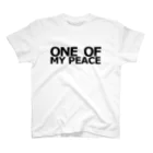 WAVVO ShopのONE OF MY PEACE Regular Fit T-Shirt