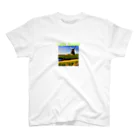 真希ショップのLight breeze(そよ風)と風車のグッズ Regular Fit T-Shirt