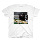 ネコ very cute foreverの黒猫×麻雀Tシャツ Regular Fit T-Shirt