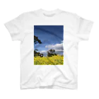 りえこの菜の花畑 Regular Fit T-Shirt