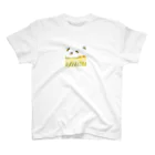 kenkenbeeの野山を飛び回るビーちゃんたち スタンダードTシャツ