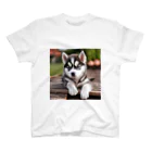 Kybeleのシベリアンハスキーの子犬のグッズ スタンダードTシャツ