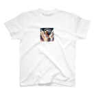 茉莉花の銀髪ショートの魅力的な天使 Regular Fit T-Shirt