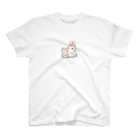 mitsu5872のふんわり愛情：ウサギ親子のぬくもり スタンダードTシャツ