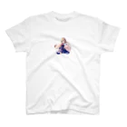 かわいい女の子とシュールな絵のアリスマーガレットちゃん Regular Fit T-Shirt