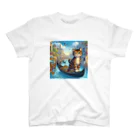 ニャーちゃんショップのヴェネツィアの水路でゴンドラに乗っているネコ Regular Fit T-Shirt