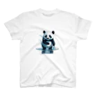 waterpandaのパンダの水遊び スタンダードTシャツ