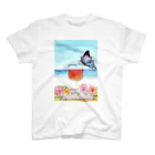 popomoの海辺のCafeテラス Regular Fit T-Shirt