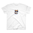 BinaryStoreのきらりんサングラスにゃんこ Regular Fit T-Shirt