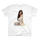 yumi889kiteの温もりの中の微笑み Regular Fit T-Shirt