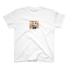 子猫カーニバルの子猫がパンとミルクを運んでくれました Regular Fit T-Shirt