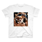 hanako_nono21のバッグに入った犬 スタンダードTシャツ