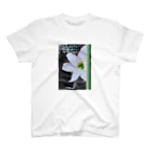 ChicClassic（しっくくらしっく）のお花・In nature, nothing is perfect and everything is perfect. Regular Fit T-Shirt