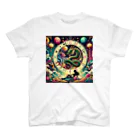 RISE　CEED【オリジナルブランドSHOP】の金運ドラゴン Regular Fit T-Shirt