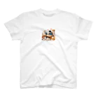 K'ramaの猫の手も借りたい Regular Fit T-Shirt