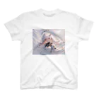 bellzetのWhite Melting Angel Regular Fit T-Shirt