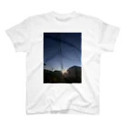 Chama's shopの何気ない日常の夕日 Regular Fit T-Shirt