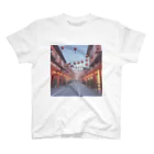 wine_wineのレトロ中華街の風景 スタンダードTシャツ