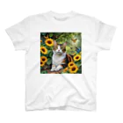 ゆあみゆ'sショップのぽっちゃり三毛猫の夏☀ スタンダードTシャツ