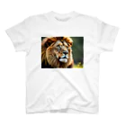 ジャパネットケフィアの 百獣の王ライオン Regular Fit T-Shirt