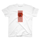 Art Dressの赤い花 Regular Fit T-Shirt