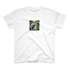 urineko777の森に棲むホワイトライオン Regular Fit T-Shirt