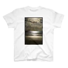 Rikutou Iura 【井浦六灯】のpeaceful ocean Regular Fit T-Shirt